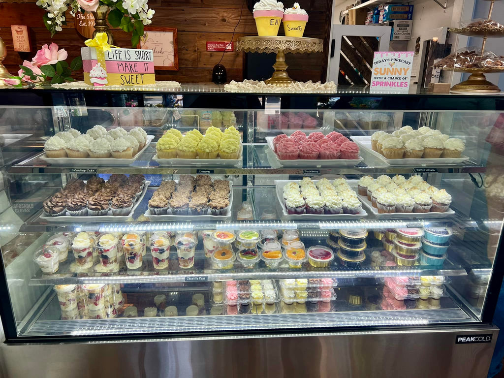 PeakCold 71" Refrigerated Bakery & Pie Display Case