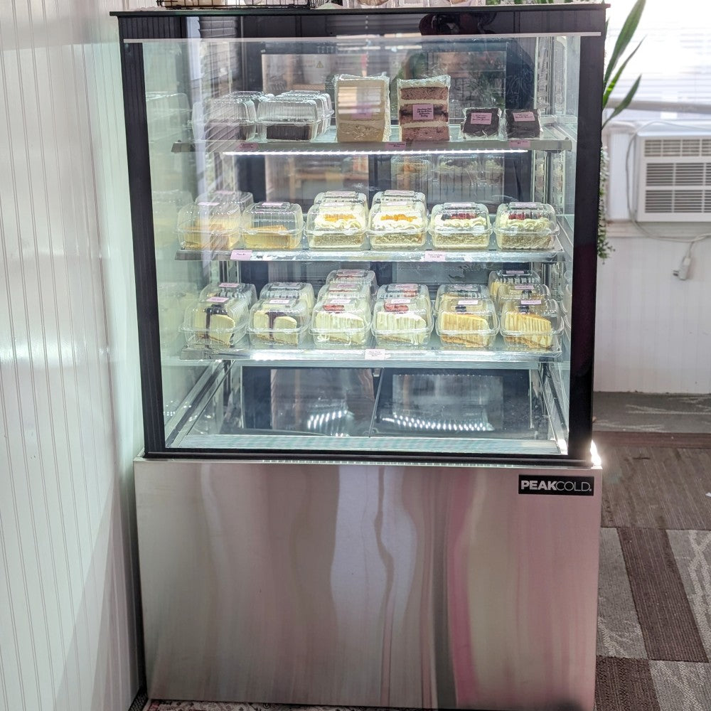 PeakCold Refrigerated Cake Display Case - 36"